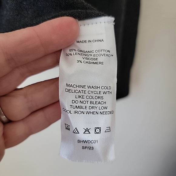 Quince Charcoal Cotton Cashmere Sweater - Picture 5 of 9